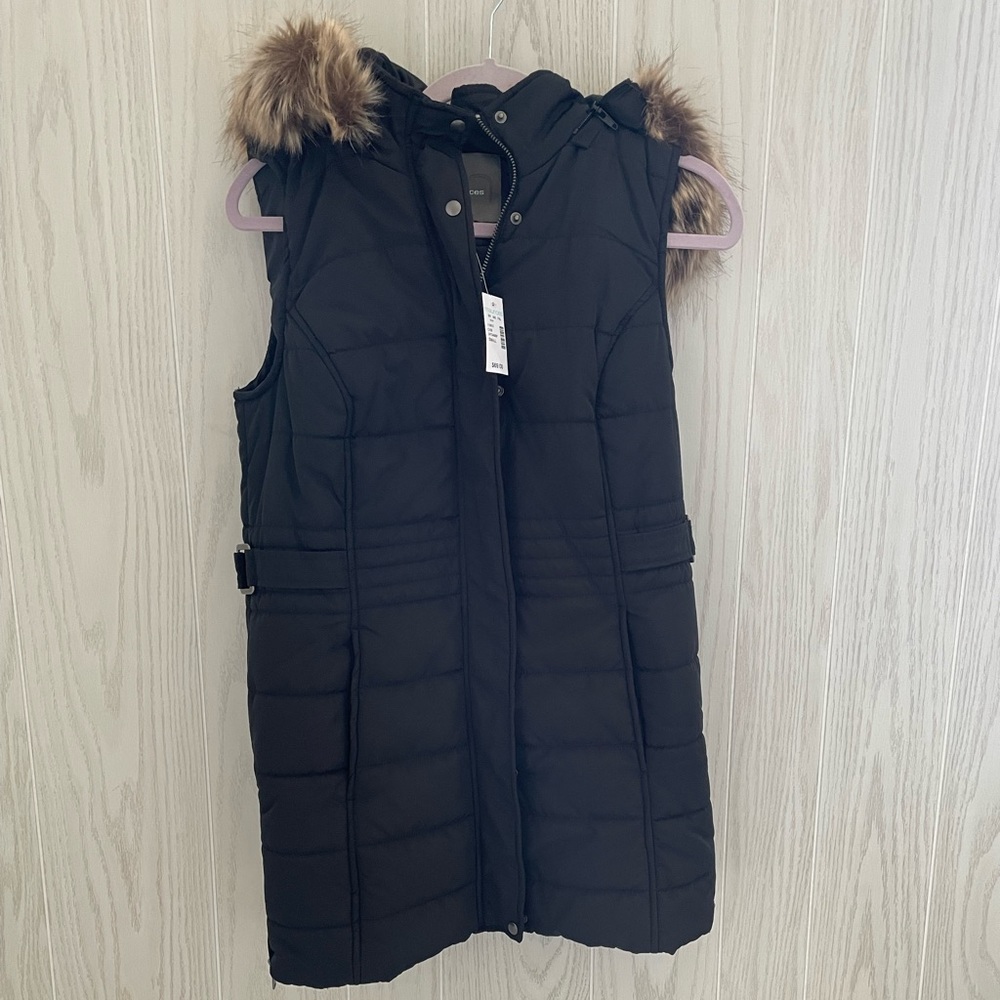 Maurice’s NWT Long Puffer Vest with faux fur hood size S